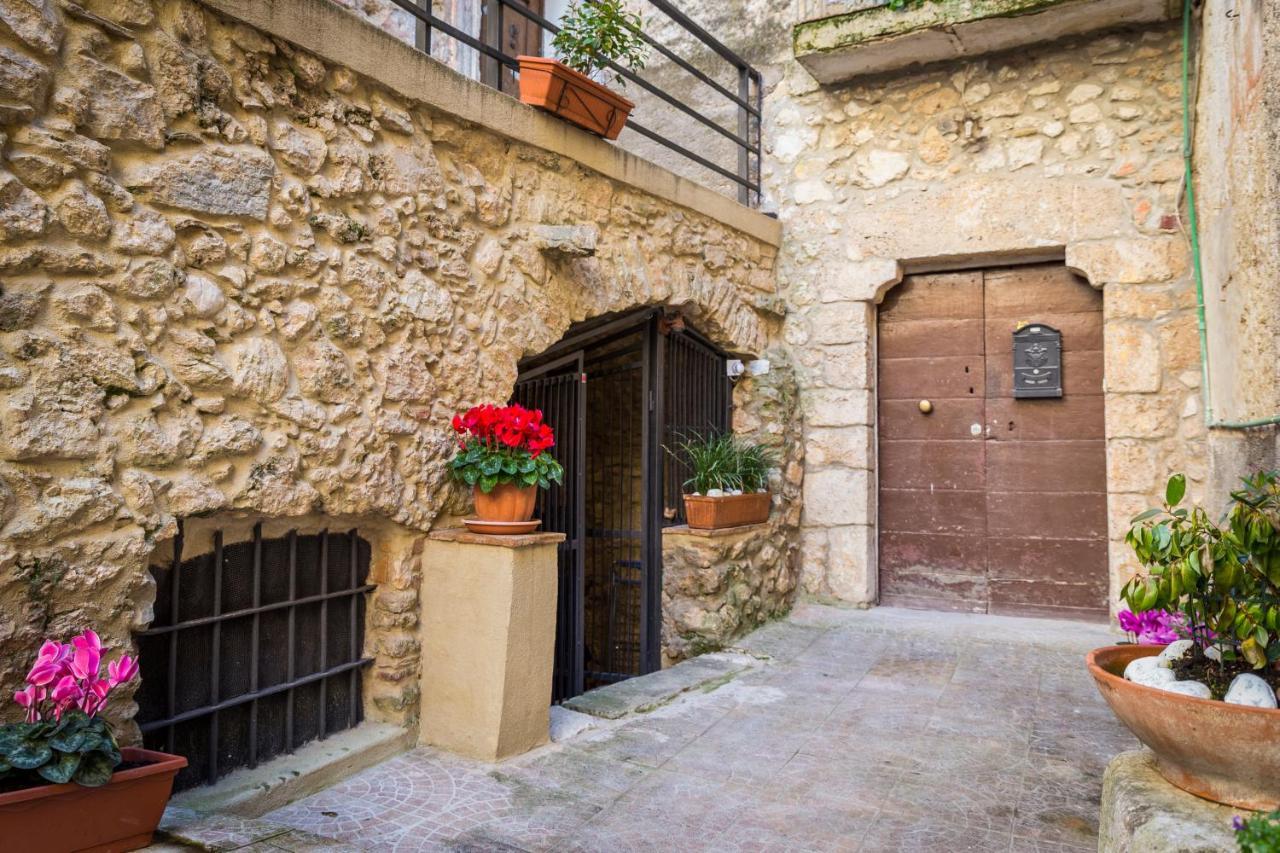 Casa Vacanze Porta Manfredi Arce 외부 사진